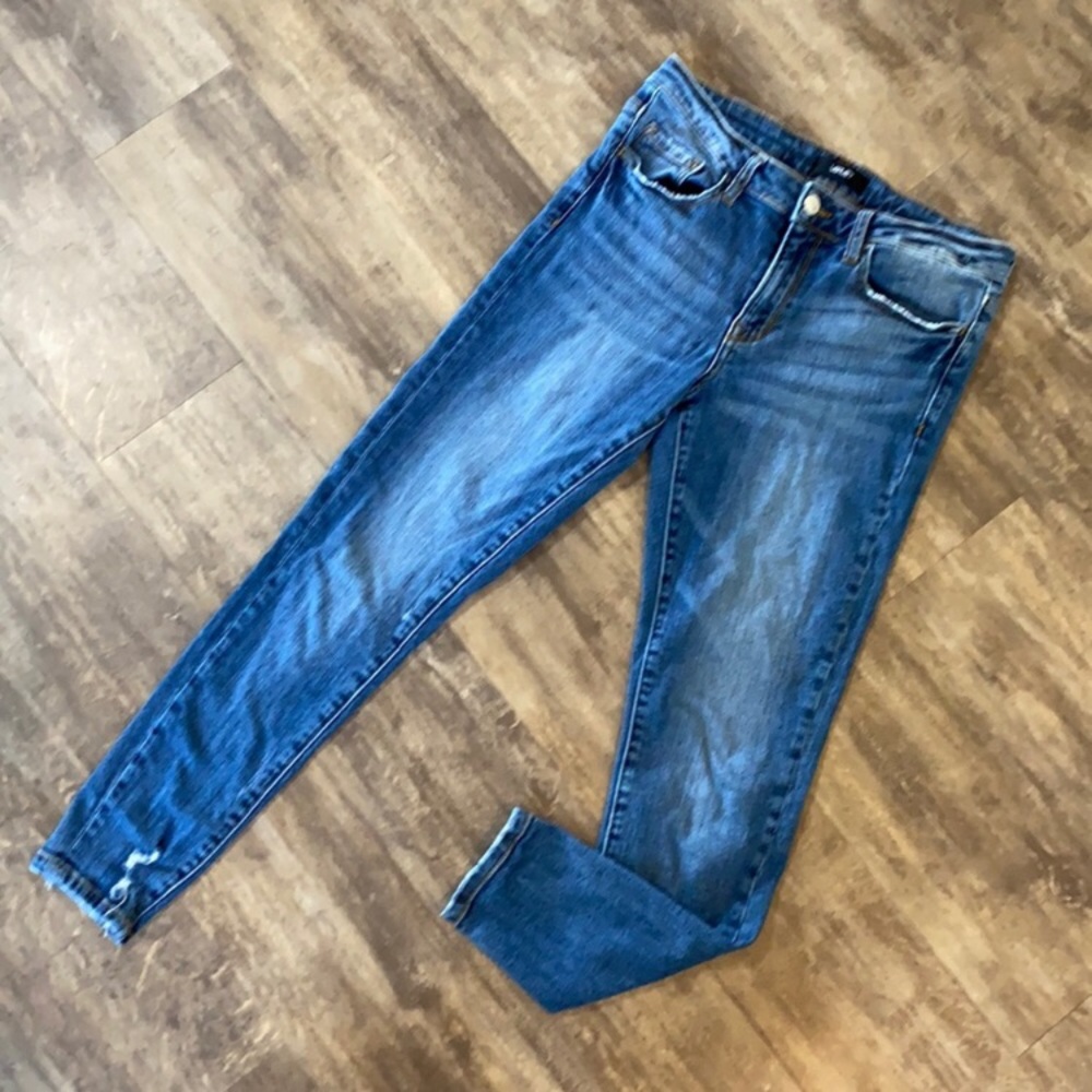 Vervet size 28 skinny jeans